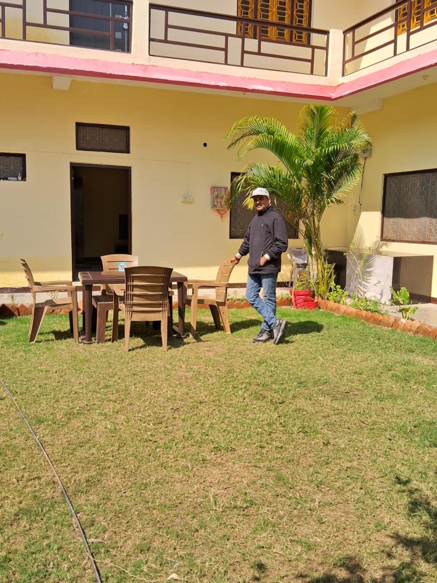 Blue Sky Homestay Khajurāho المظهر الخارجي الصورة